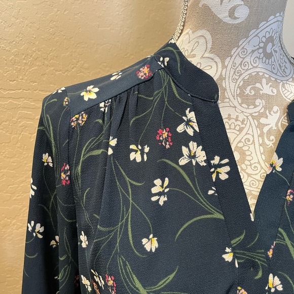 Lush popover blouse - Picture 2 of 4